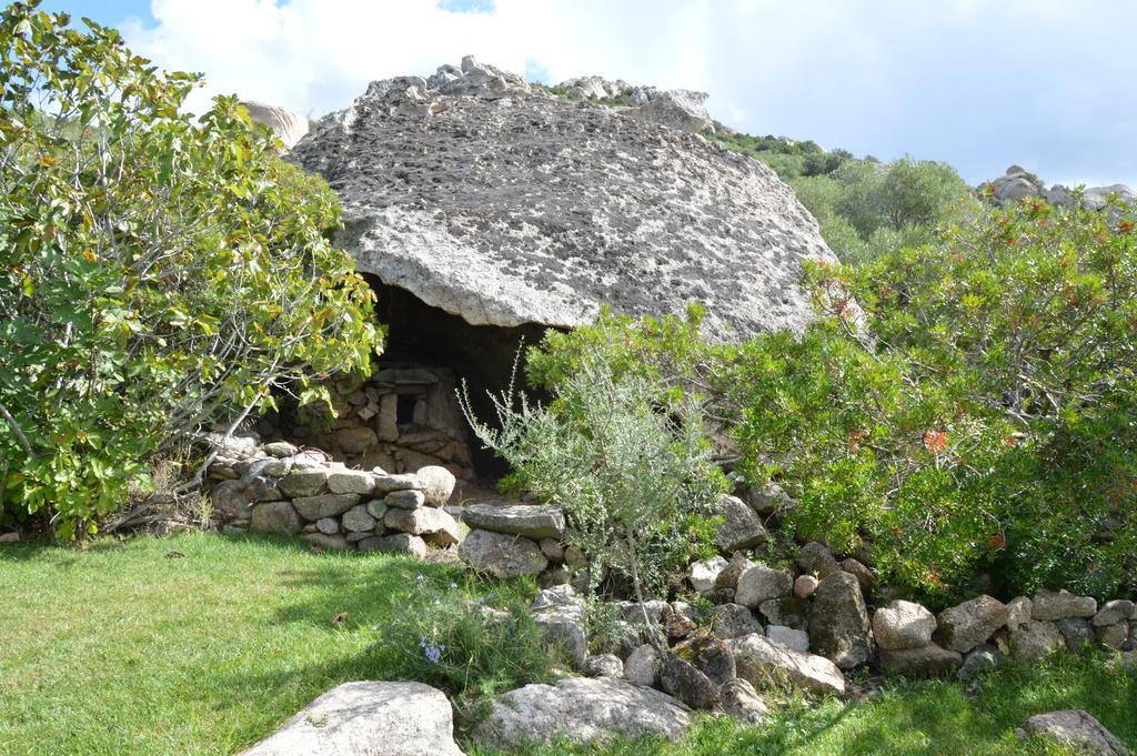オルビア Agriturismo Cabu Abbasヴィラ エクステリア 写真