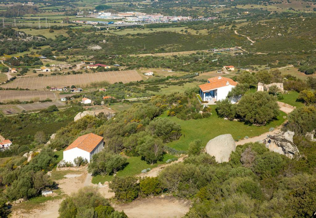 オルビア Agriturismo Cabu Abbasヴィラ エクステリア 写真